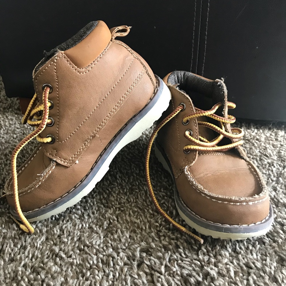 Toddler boots